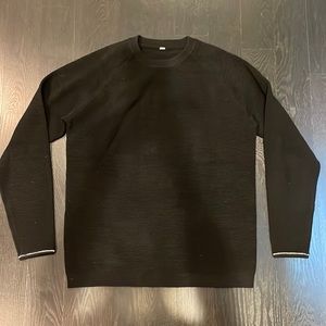 Lululemon men’s sweater